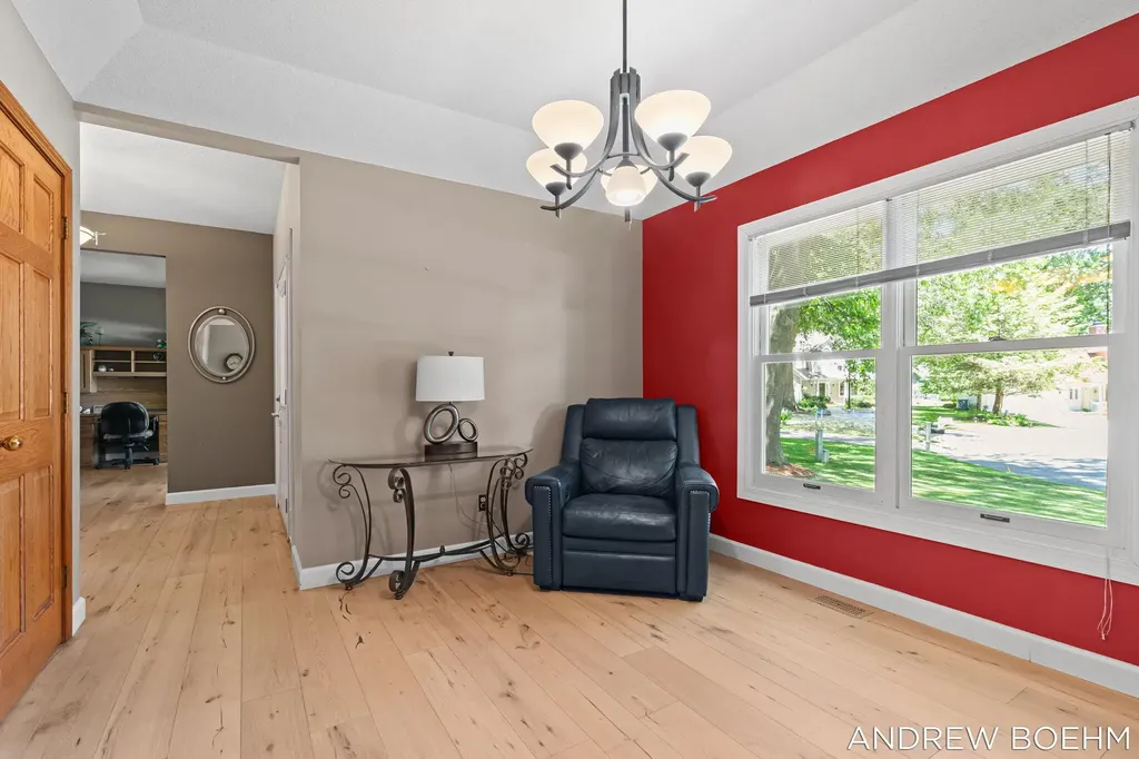 166 Wynwood Court Park Township MI 49424