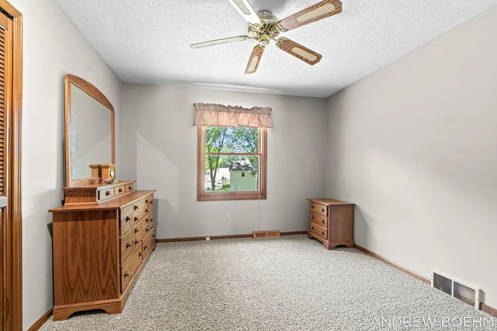 166 Wynwood Court Park Township MI 49424