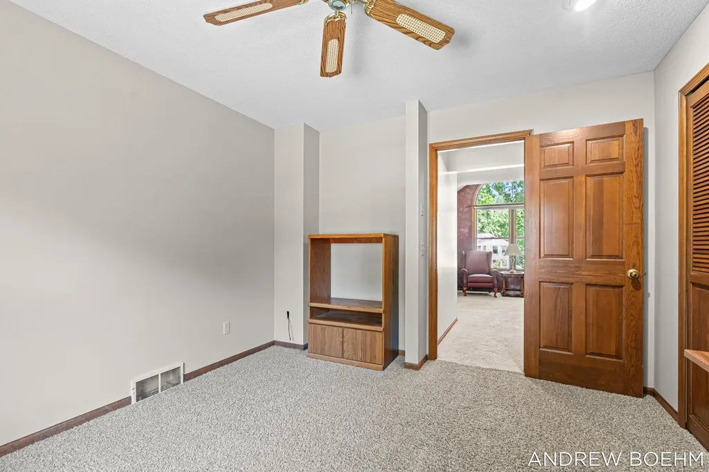 166 Wynwood Court Park Township MI 49424