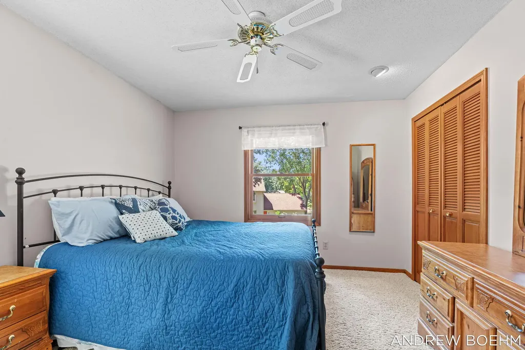166 Wynwood Court Park Township MI 49424