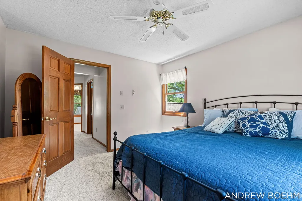 166 Wynwood Court Park Township MI 49424