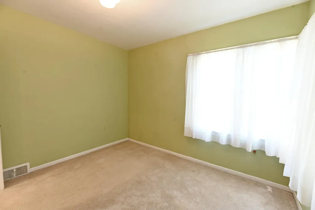 186 Grand Avenue Grand Haven City MI 49417