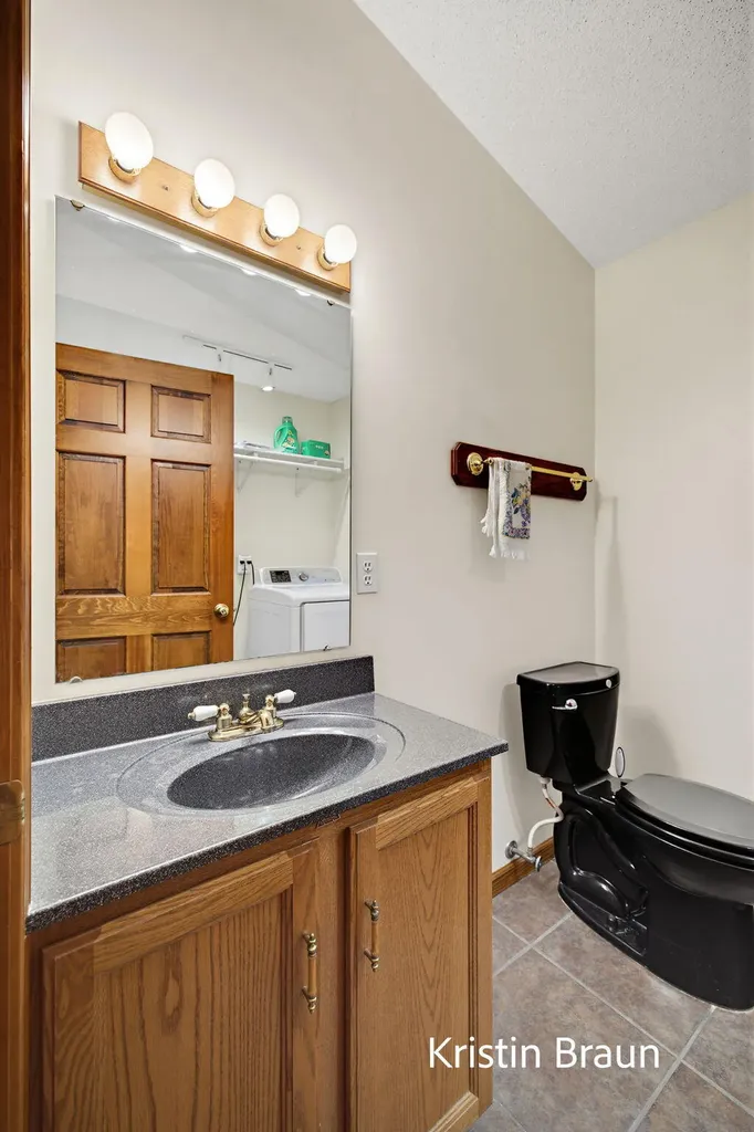 1851 N Sheridan Road Muskegon Charter Township MI 49445