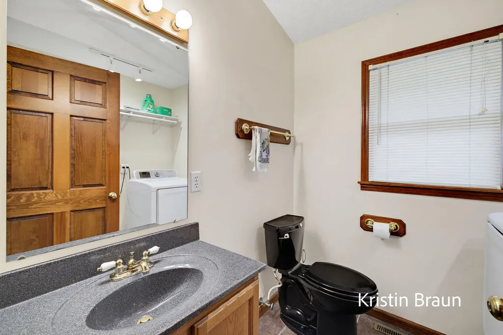 1851 N Sheridan Road Muskegon Charter Township MI 49445