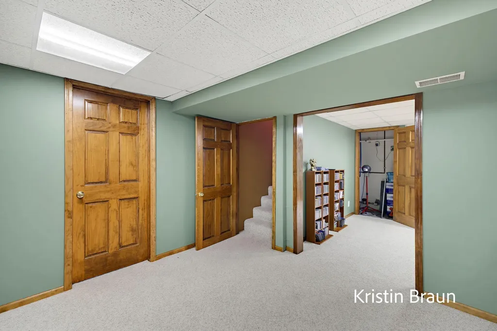 1851 N Sheridan Road Muskegon Charter Township MI 49445