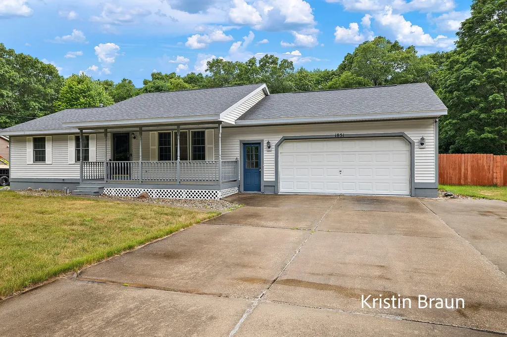 1851 N Sheridan Road Muskegon Charter Township MI 49445