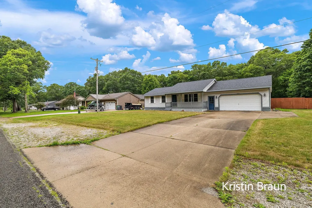 1851 N Sheridan Road Muskegon Charter Township MI 49445