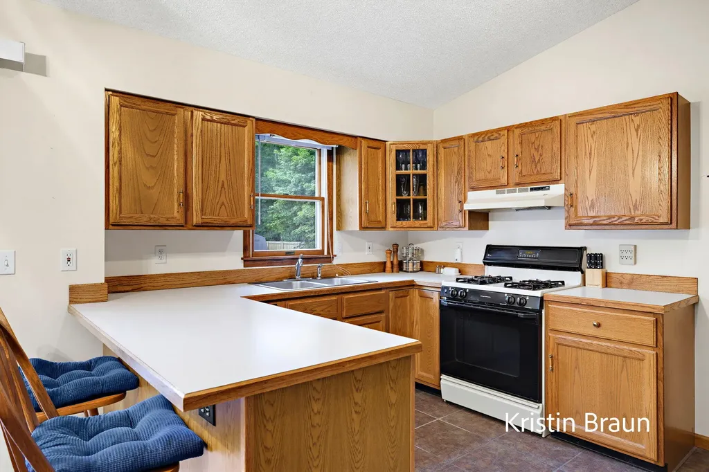 1851 N Sheridan Road Muskegon Charter Township MI 49445