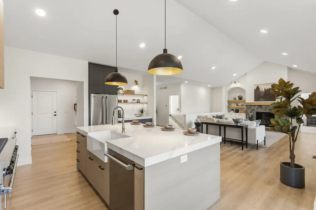 3126 Red Oak Drive Saugatuck Township MI 49453