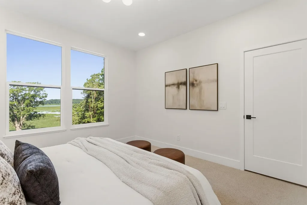 3126 Red Oak Drive Saugatuck Township MI 49453