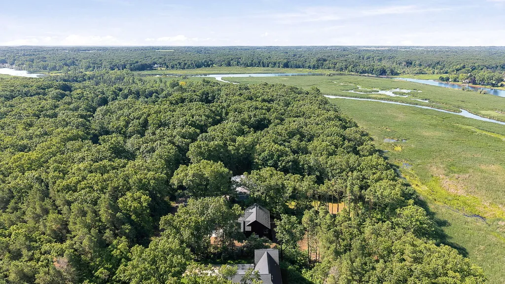 3126 Red Oak Drive Saugatuck Township MI 49453