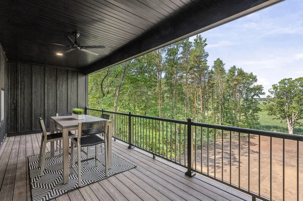 3126 Red Oak Drive Saugatuck Township MI 49453