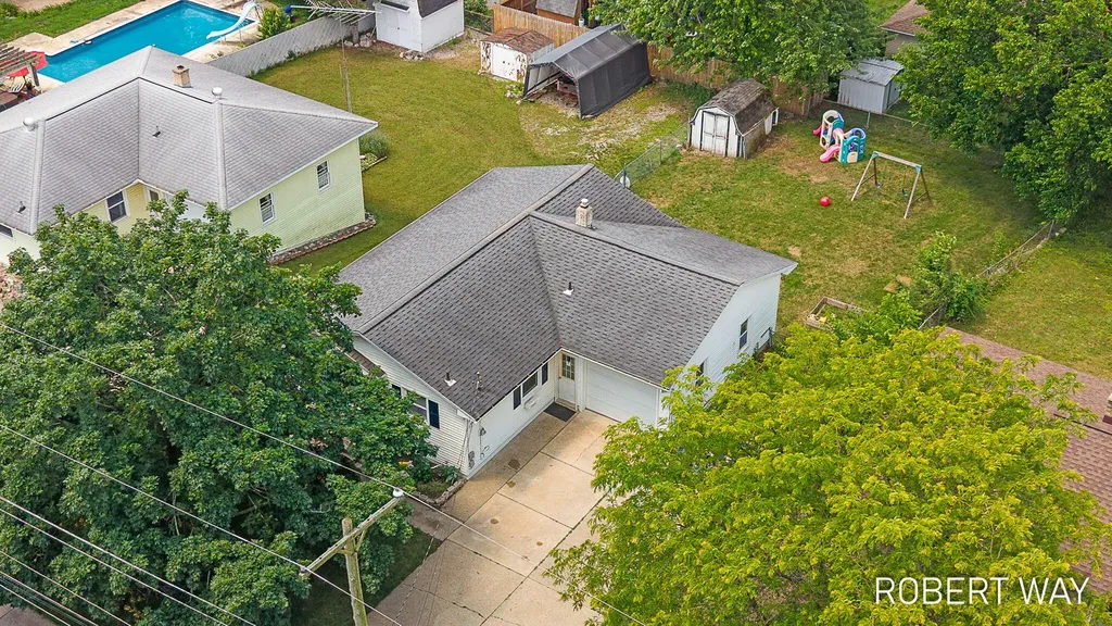 3815 Perry Avenue SW Wyoming City MI 49519