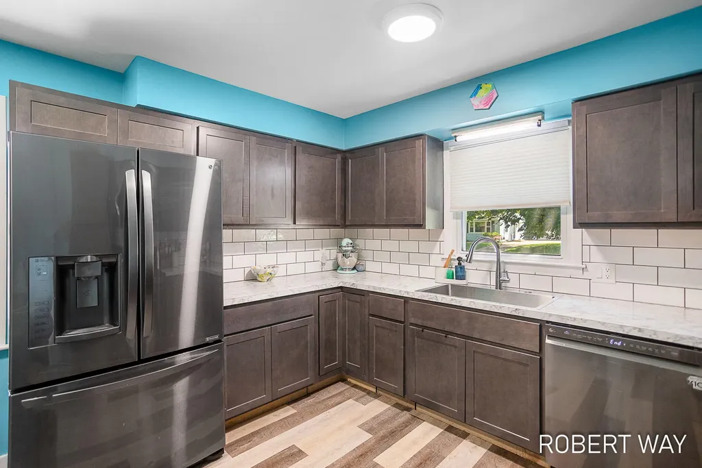 3815 Perry Avenue SW Wyoming City MI 49519
