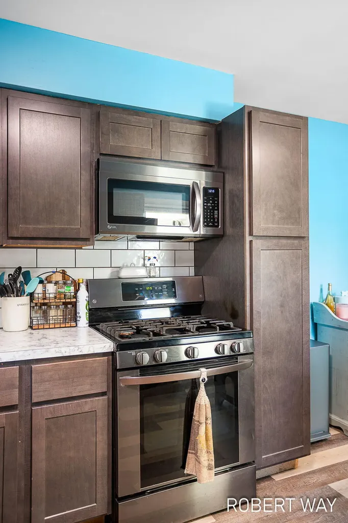 3815 Perry Avenue SW Wyoming City MI 49519