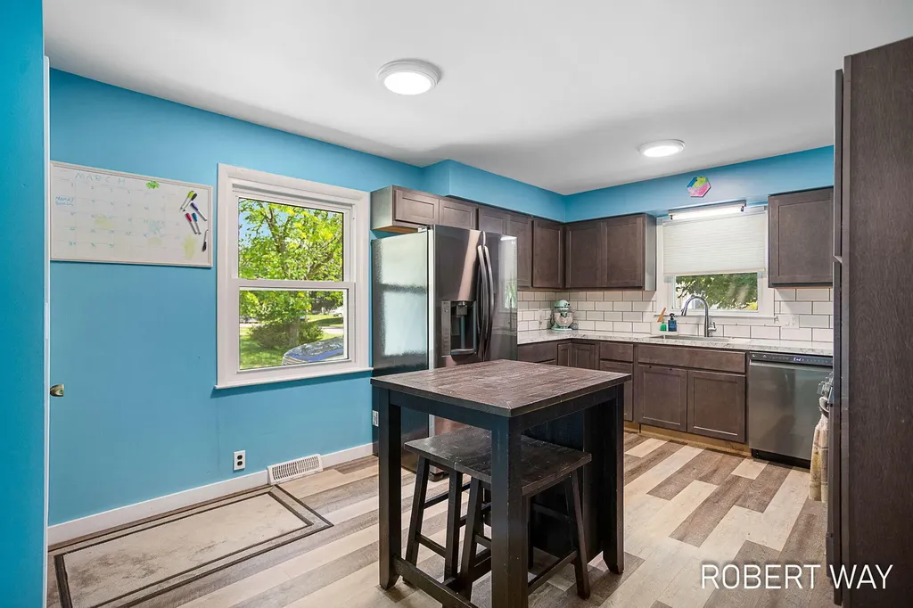 3815 Perry Avenue SW Wyoming City MI 49519
