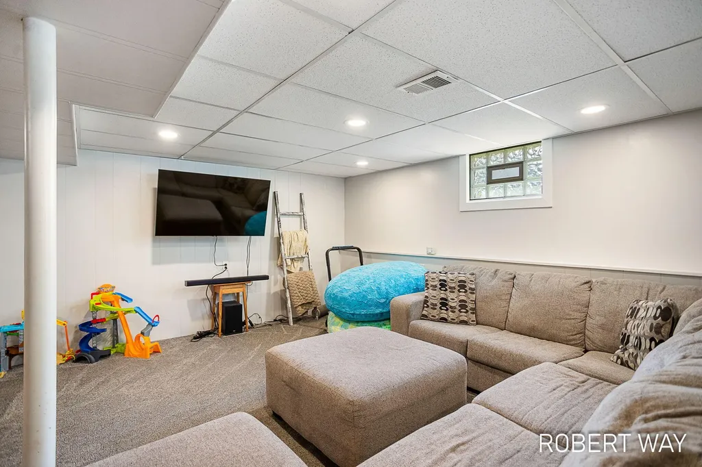 3815 Perry Avenue SW Wyoming City MI 49519