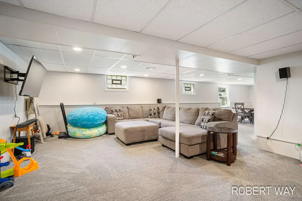 3815 Perry Avenue SW Wyoming City MI 49519
