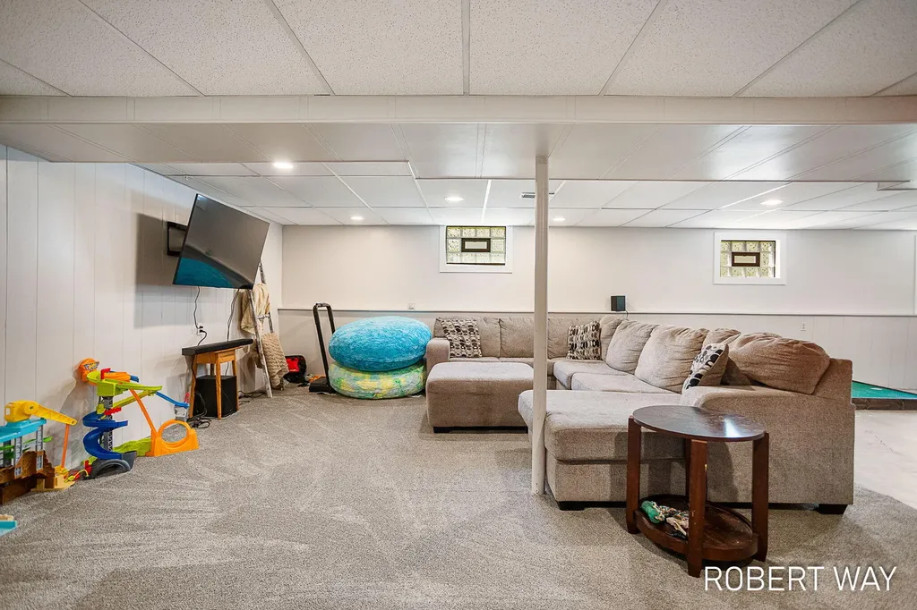 3815 Perry Avenue SW Wyoming City MI 49519