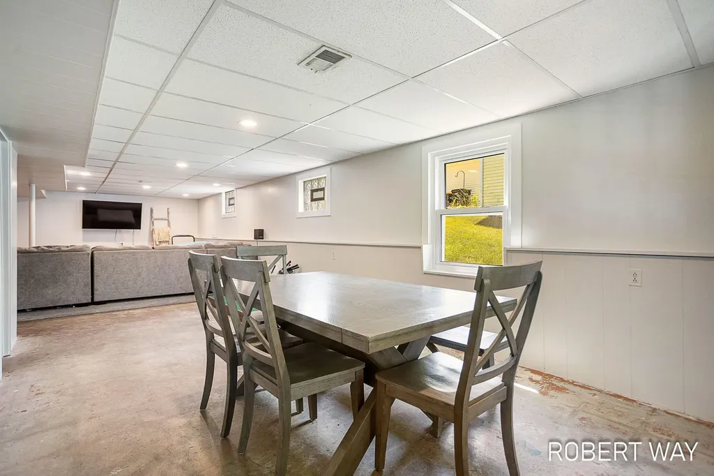 3815 Perry Avenue SW Wyoming City MI 49519
