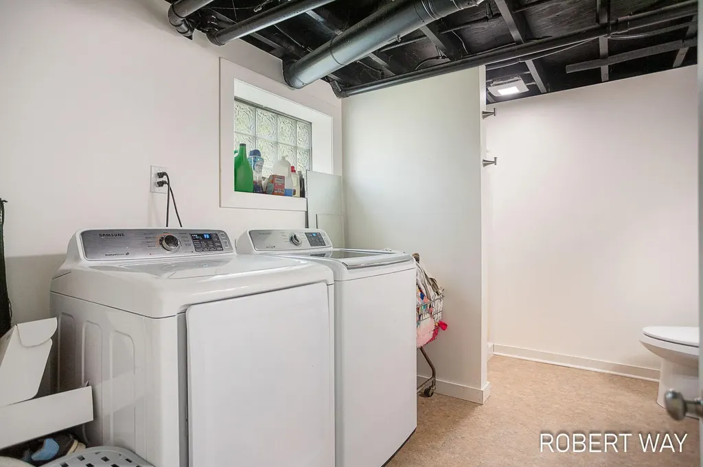 3815 Perry Avenue SW Wyoming City MI 49519