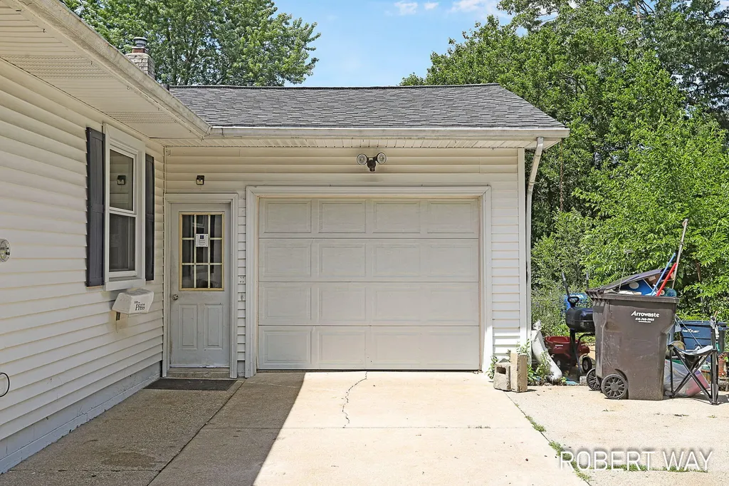 3815 Perry Avenue SW Wyoming City MI 49519