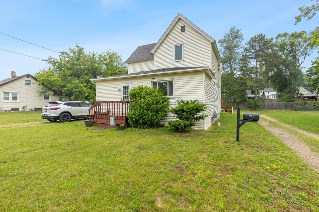 347 E Gardner Street Sparta Township MI 49345