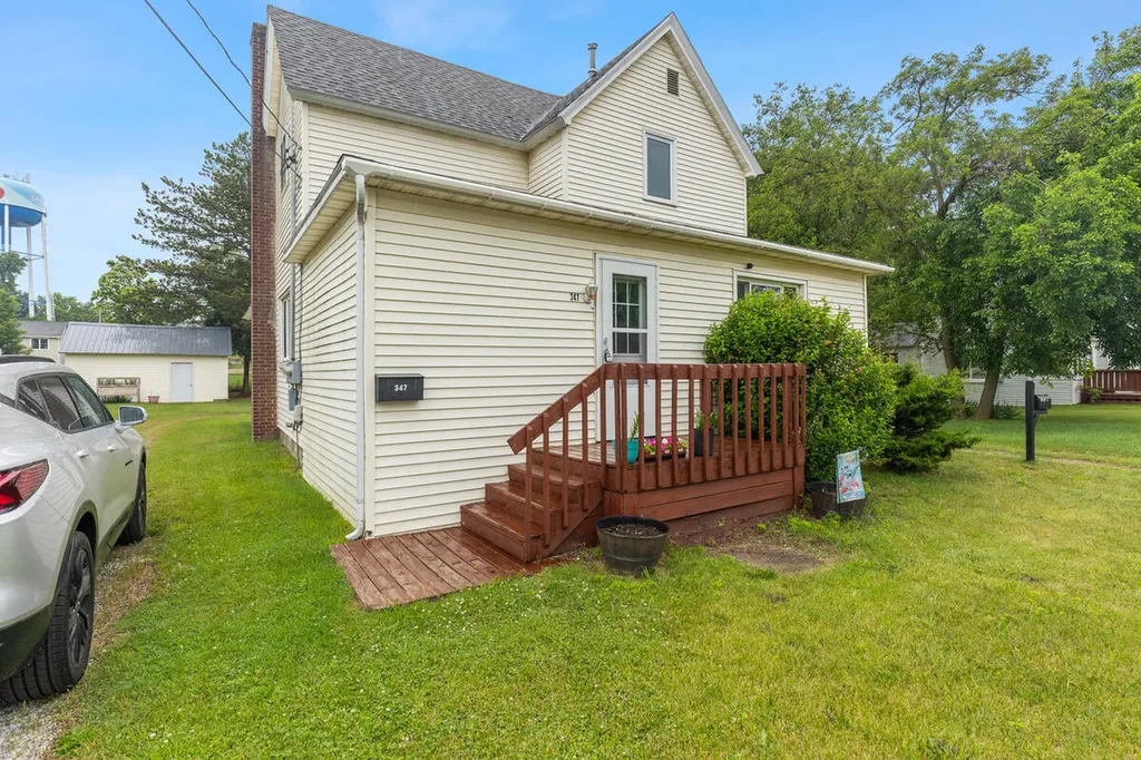 347 E Gardner Street Sparta Township MI 49345