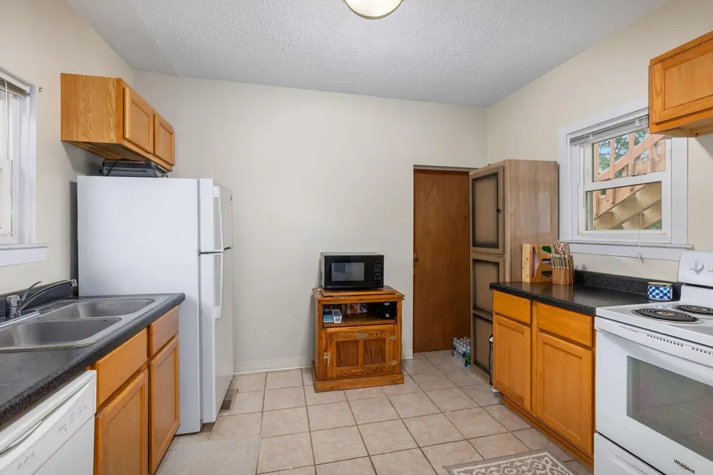 347 E Gardner Street Sparta Township MI 49345