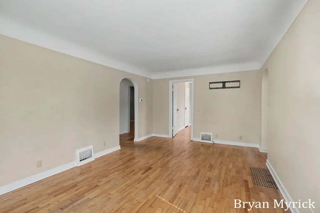 762 Central Holland City MI 49423