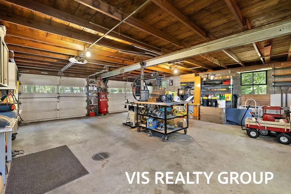 15085 Mercury Drive Grand Haven Charter Township MI 49417