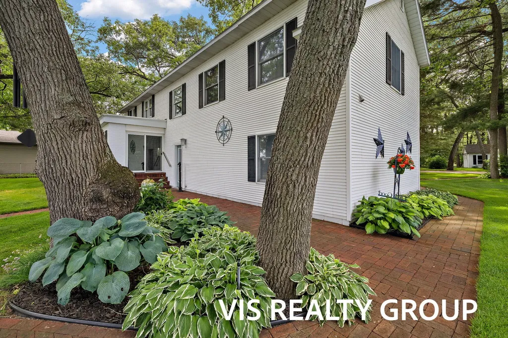 15085 Mercury Drive Grand Haven Charter Township MI 49417