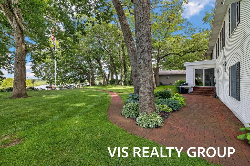 15085 Mercury Drive Grand Haven Charter Township MI 49417