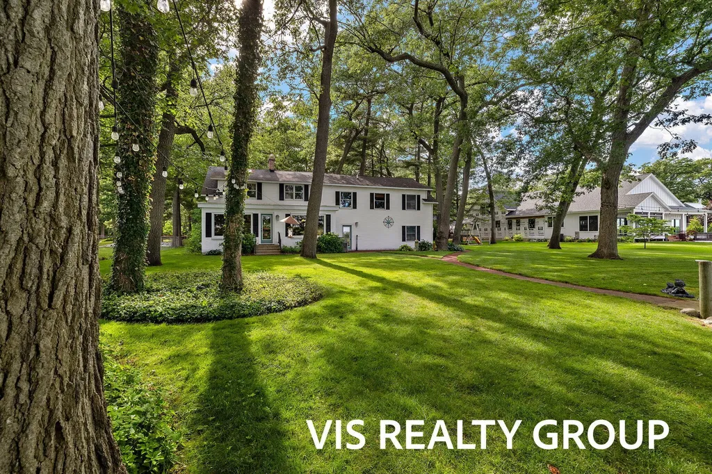 15085 Mercury Drive Grand Haven Charter Township MI 49417