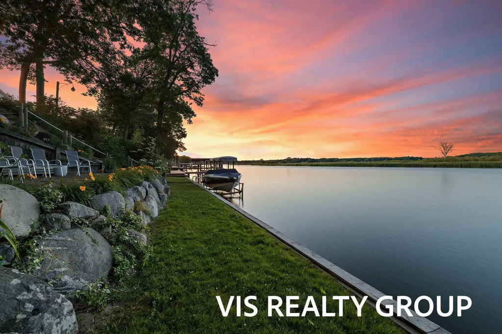 15085 Mercury Drive Grand Haven Charter Township MI 49417