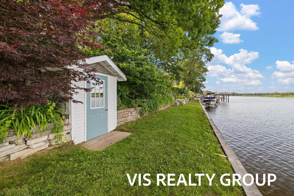 15085 Mercury Drive Grand Haven Charter Township MI 49417