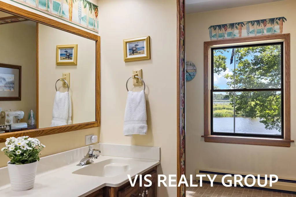 15085 Mercury Drive Grand Haven Charter Township MI 49417
