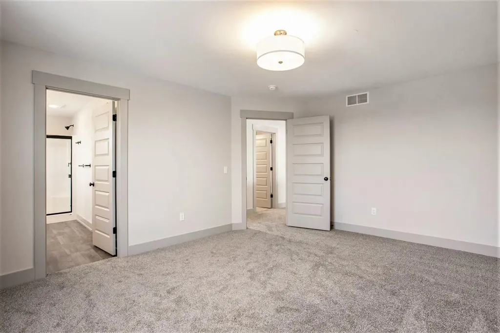 411 Gidley Circle Grand Haven City MI 49417