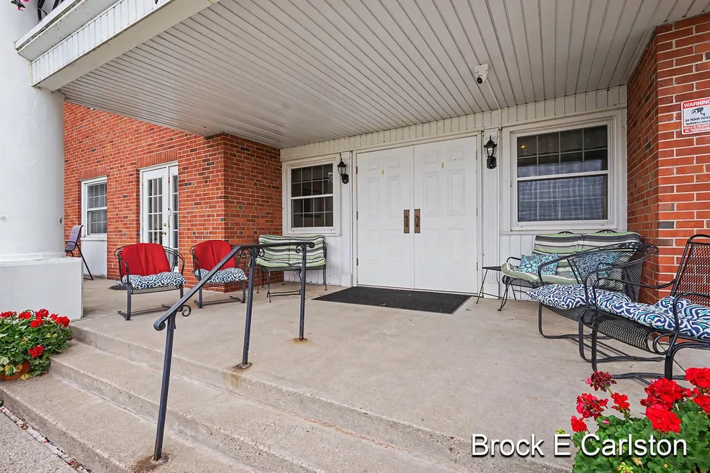 1249 Lakeshore Drive Muskegon City MI 49441