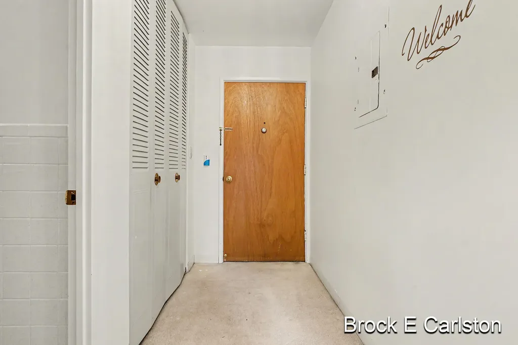 1249 Lakeshore Drive Muskegon City MI 49441