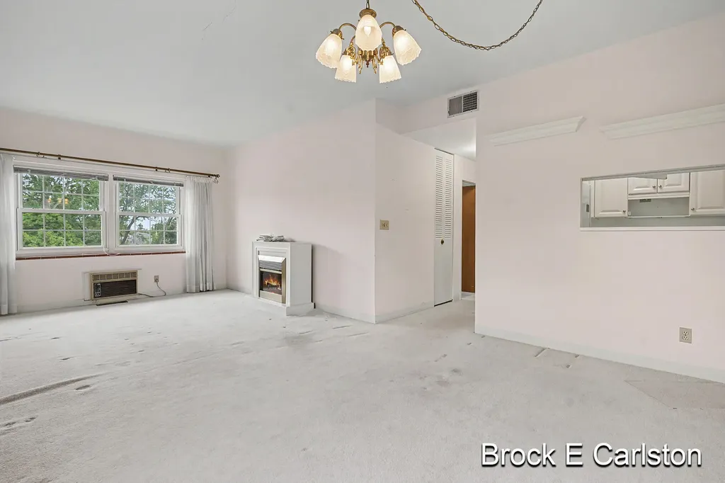 1249 Lakeshore Drive Muskegon City MI 49441
