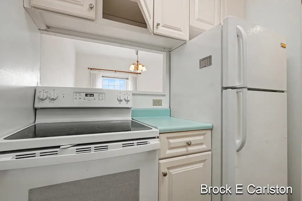 1249 Lakeshore Drive Muskegon City MI 49441