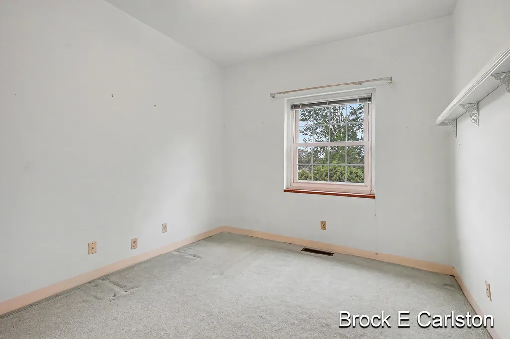 1249 Lakeshore Drive Muskegon City MI 49441