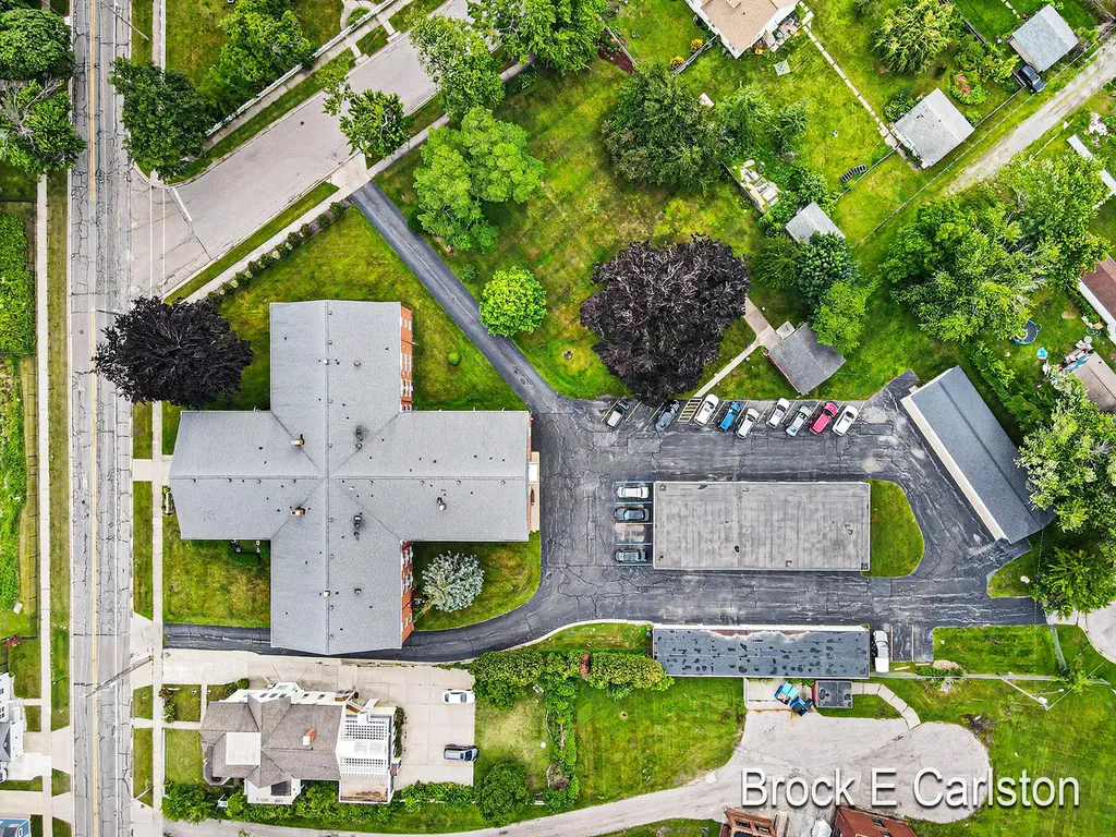 1249 Lakeshore Drive Muskegon City MI 49441
