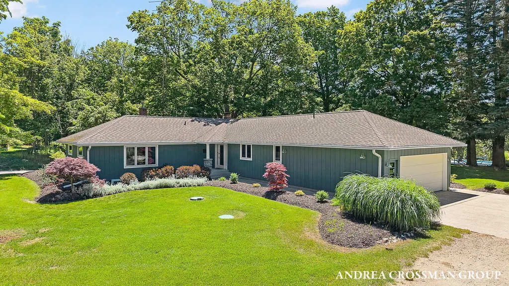2056 Lakeshore Drive Ganges Township MI 49408