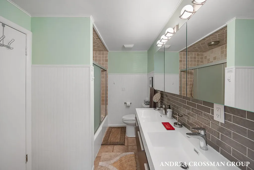 2056 Lakeshore Drive Ganges Township MI 49408