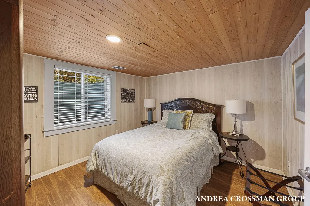 2056 Lakeshore Drive Ganges Township MI 49408