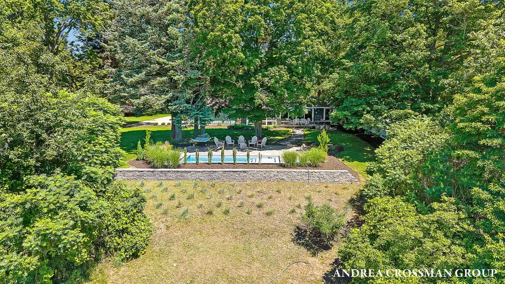 2056 Lakeshore Drive Ganges Township MI 49408
