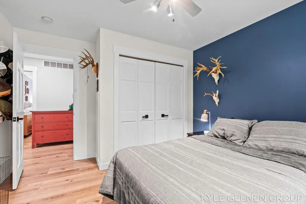 208 Chicago Avenue Park Township MI 49424