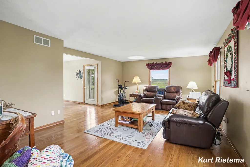 3459 44th Street Heath Township MI 49419